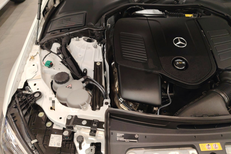 奔驰C级新能源 2023款 C 350 eL机舱底盘25