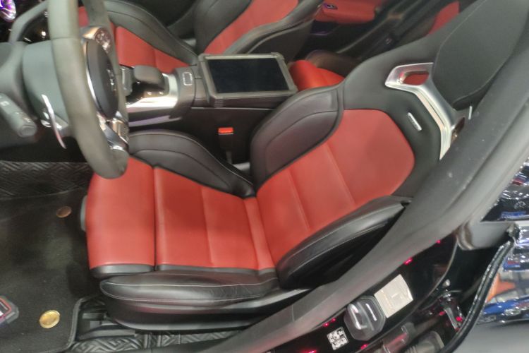 奔驰CLA AMG 2023款 AMG CLA 45 S 4MATIC+局部细节19