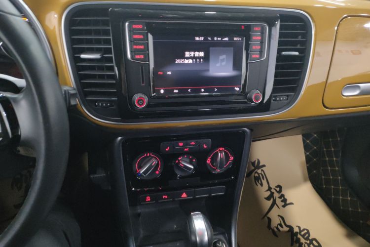 大众 甲壳虫 2017款 180TSI 沙丘越野版中控内饰16