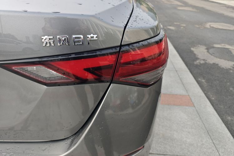 日产 轩逸 2021款 1.6L XL CVT悦享版车身外观6001