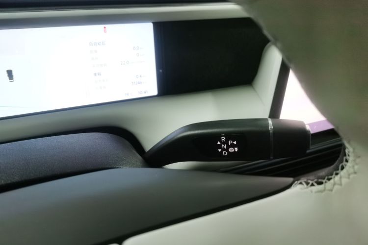 小鹏G6 2023款 580 长续航 Max中控内饰18