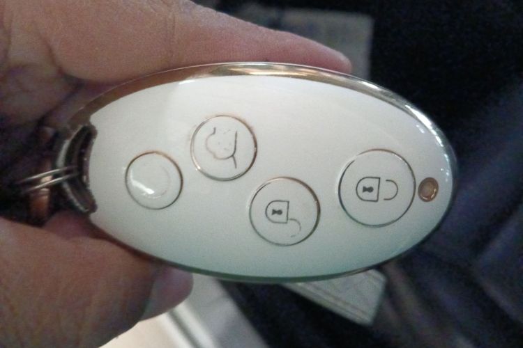 比亚迪 宋MAX 2017款 1.5T 自动智联豪华型 7座中控内饰11