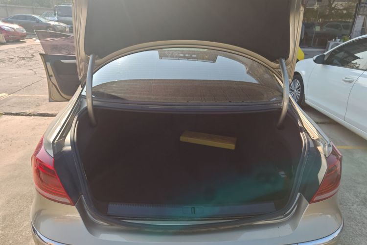 一汽-大众CC 2016款 1.8TSI 尊贵型机舱底盘23