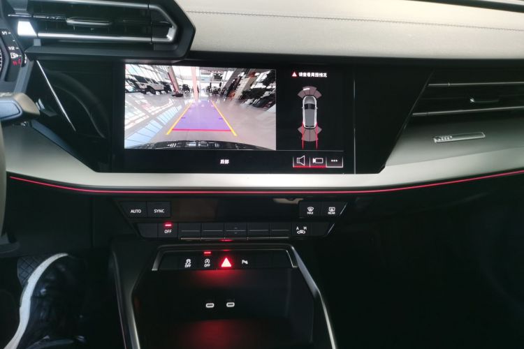 奥迪A3 2025款 Sportback 35TFSI 飞驰尊享型中控内饰16