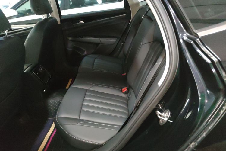 大众 帕萨特 2024款 280TSI 商务版中控内饰21