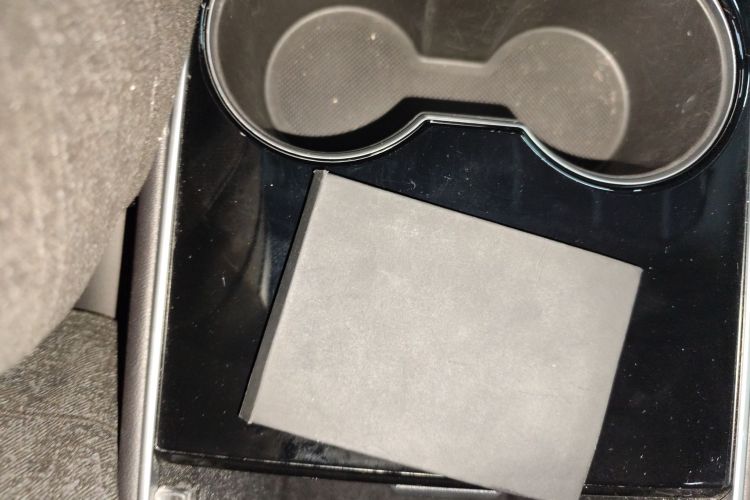 特斯拉 Model 3 2019款 标准续航后驱升级版中控内饰11