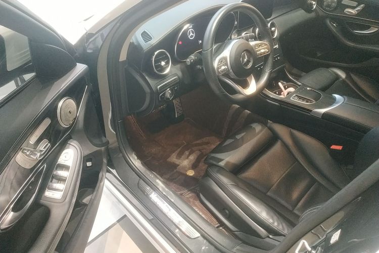 奔驰C级 2020款 改款 C 260 L 运动版中控内饰7003