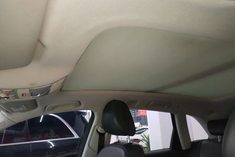 奥迪Q5 2017款 Plus 40 TFSI 技术型中控内饰22