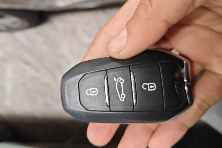 雪铁龙C6 2017款 350THP 豪华型中控内饰11