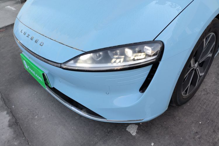 鸿蒙智行 智界S7 2025款 705km Pro局部细节36