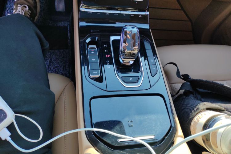 五菱汽车 五菱凯捷 2023款 2.0L DHT奢享型中控内饰18