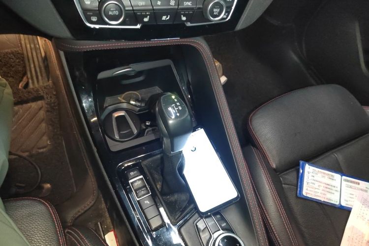 宝马X1 2016款 sDrive20Li 豪华型中控内饰18