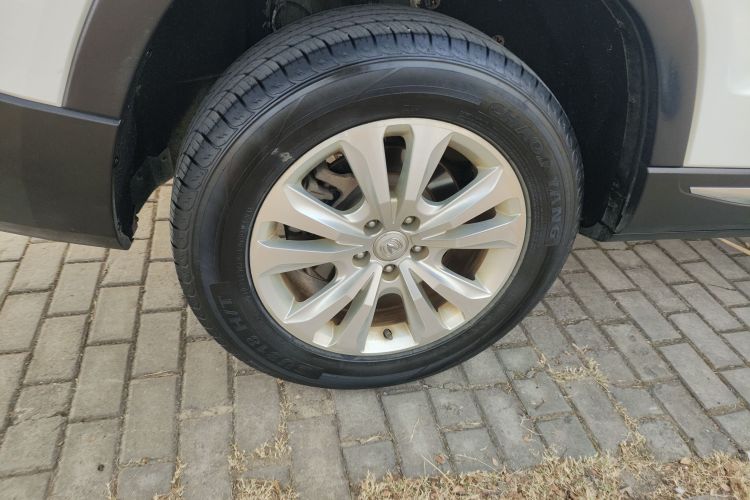 长安CS95 2017款 2.0T 四驱智劲版车身外观6008