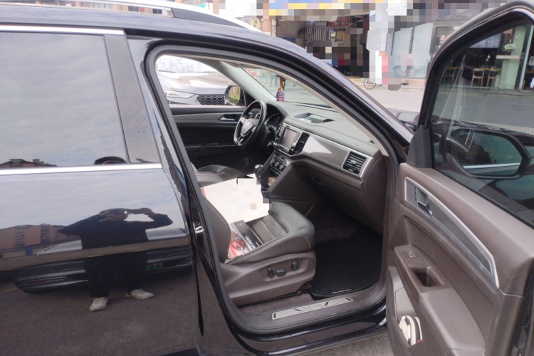 大众 途昂 2017款 380TSI 四驱豪华版局部细节9005