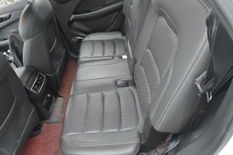 捷途X90 2019款 1.5T 自动悦享型 6座 国V中控内饰7004