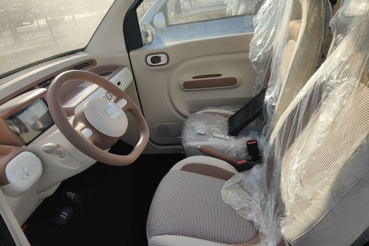 奔腾小马 2026款 222km 萌趣马 Plus中控内饰19