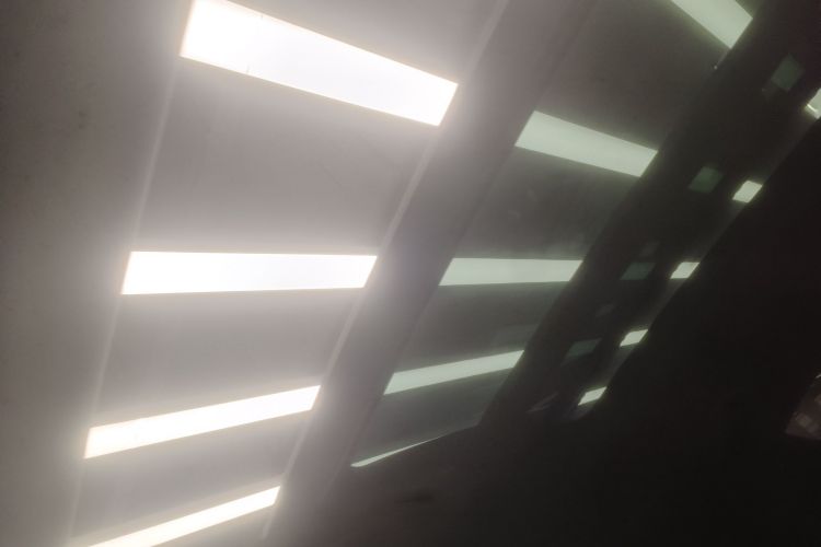 领克05 2020款 2.0TD 四驱劲Halo中控内饰22