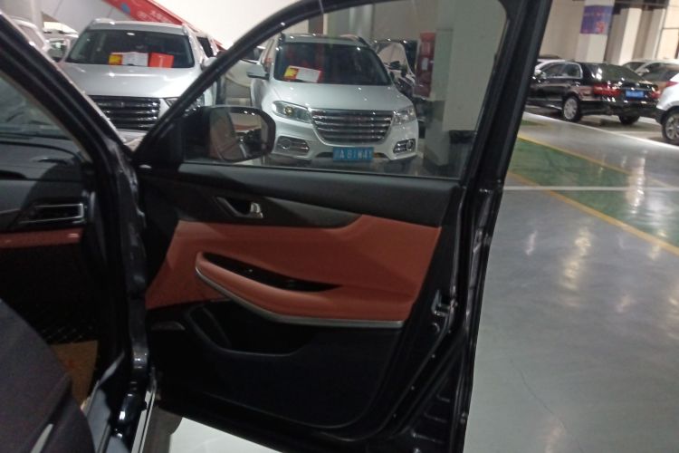 长安CS75 2024款 畅享版 1.5T DCT尊贵型中控内饰7005