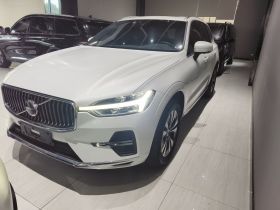 沃尔沃XC60 2023款 B5 四驱智逸豪华版