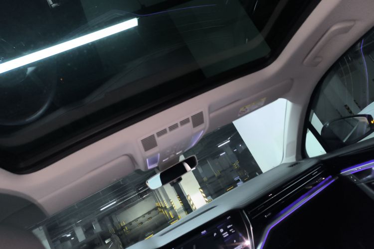 大众 途锐 2019款 2.0TSI 锐翼版 国V中控内饰22