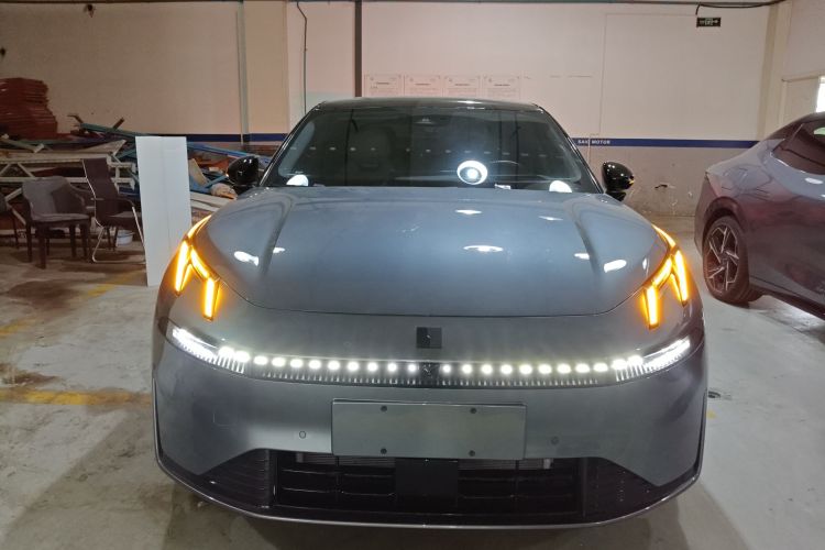 领克07 2024款 EM-P 126长续航 Ultra车身外观2