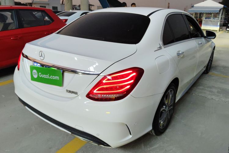 奔驰C级 2015款 改款 C 180 L 运动型车身外观7