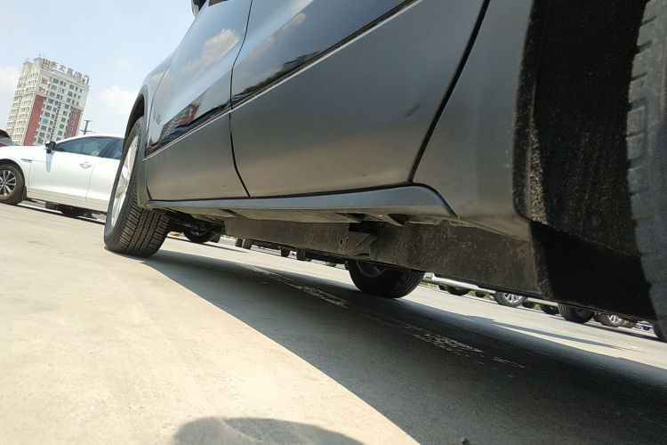 别克 昂科威 2017款 28T 四驱精英型机舱底盘30