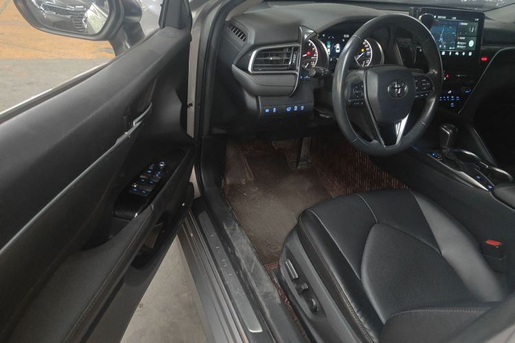 丰田 凯美瑞 2021款 2.0G 豪华版中控内饰20