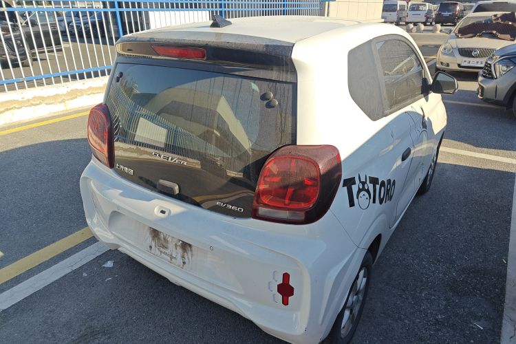 荣威 科莱威CLEVER 2022款 311km元气啵啵版车身外观7