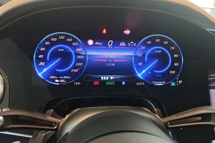 奔驰EQS 2023款 450+ 先锋版中控内饰14