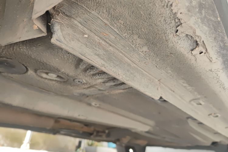 大众 朗逸 2013款 1.6L 自动舒适版局部细节9004