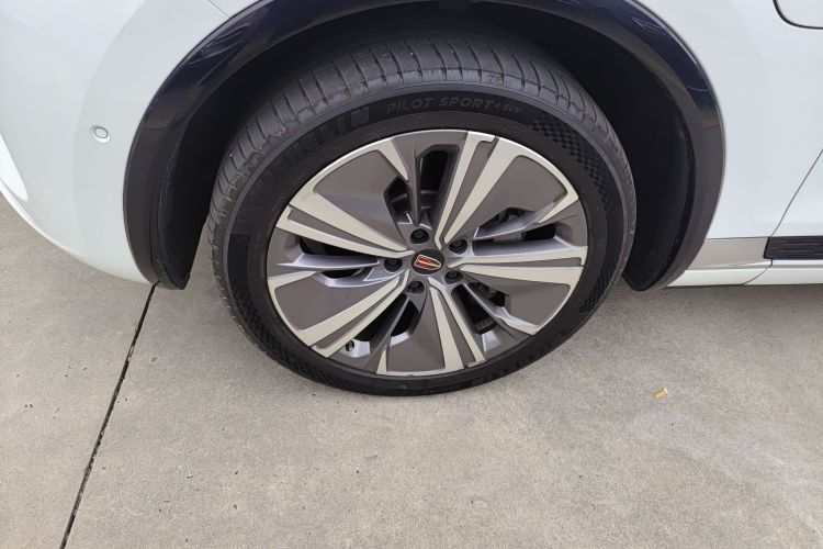 红旗E-HS9 2021款 460km 旗享版 六座车身外观6007