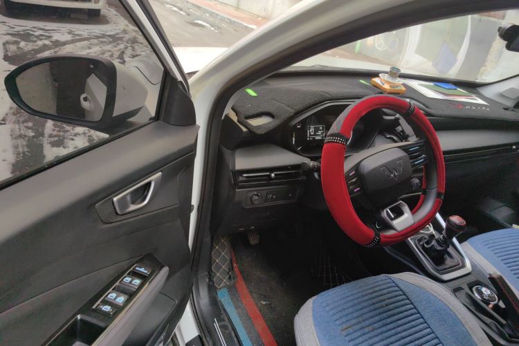 五菱汽车 五菱星驰 2022款 1.5L 手动自由型中控内饰20