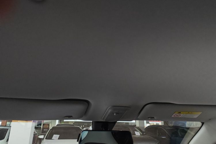 五菱汽车 五菱缤果 2023款 333km 灵犀互联款中控内饰22