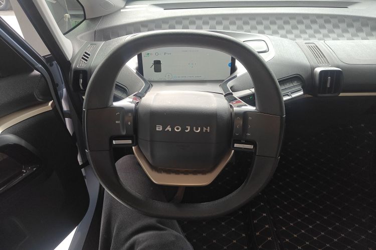 宝骏KiWi EV 2022款 艺术家轻享版 磷酸铁锂中控内饰13