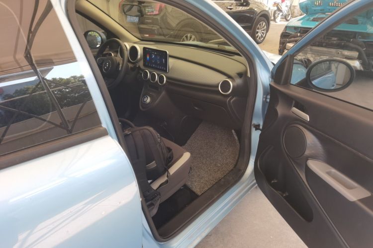 欧拉黑猫 2019款 351km 灵趣版局部细节9005