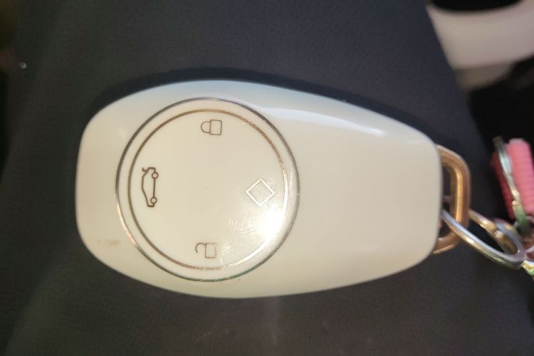 零跑汽车 零跑T03 2023款 200轻享版中控内饰11