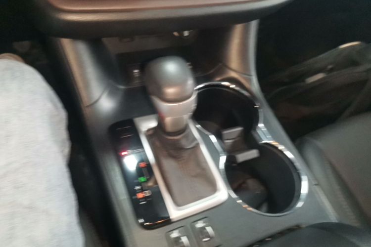 丰田 汉兰达 2021款 2.0T 四驱豪华版 7座局部细节18