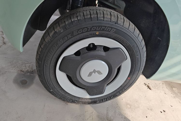 五菱汽车 宏光MINIEV 2024款 第三代 215km 青春版车身外观6008