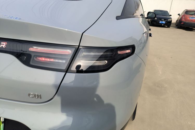 零跑汽车 零跑C01 2024款 增程 316尊享版车身外观9