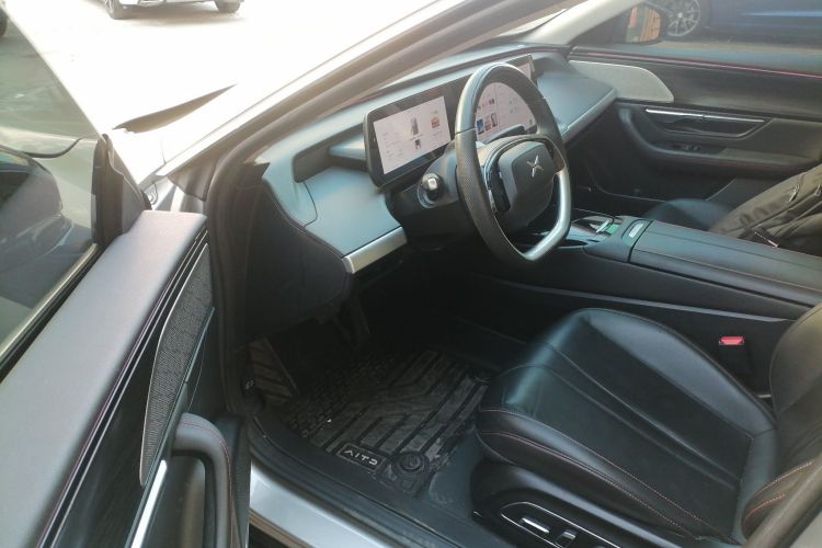 小鹏P7 2022款 586G中控内饰20