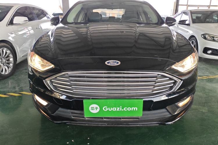 福特 蒙迪欧 2018款 EcoBoost 180 时尚型车身外观2