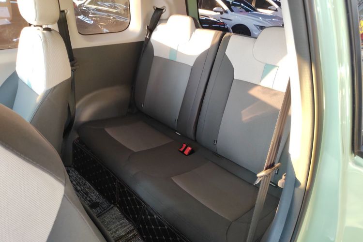 长安启源 长安Lumin 2023款 205km 香沁款中控内饰21