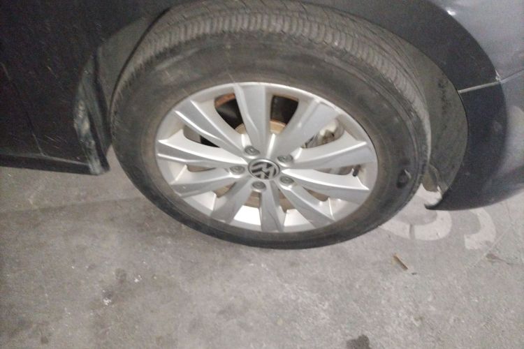 大众 速腾 2014款 改款 1.4TSI 自动豪华型车身外观10