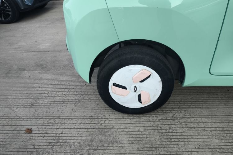 奇瑞 QQ冰淇淋 2022款 170km 圣代 磷酸铁锂车身外观6008