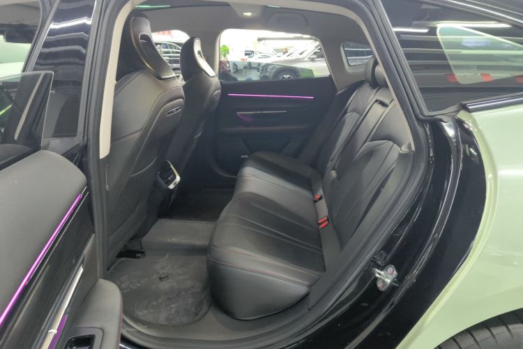 小鹏P7 2022款 625E中控内饰21