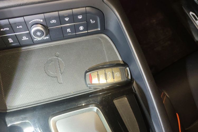 哈弗F7 2021款 2.0T 两驱i范中控内饰11