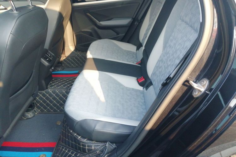 大众 朗逸 2023款 1.5L 自动满逸版中控内饰7004