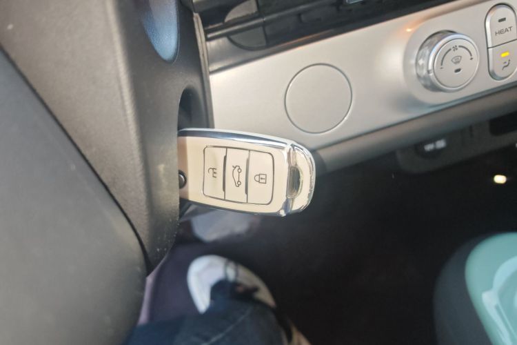 长安启源 长安Lumin 2022款 155km 清甜款中控内饰11