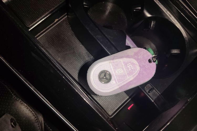 奔驰C级 2022款 改款 C 260 L 运动版中控内饰7001